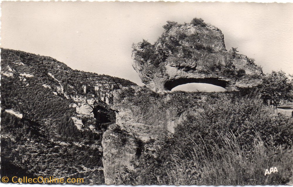 cartes postales europe france c34 104 le sabot
