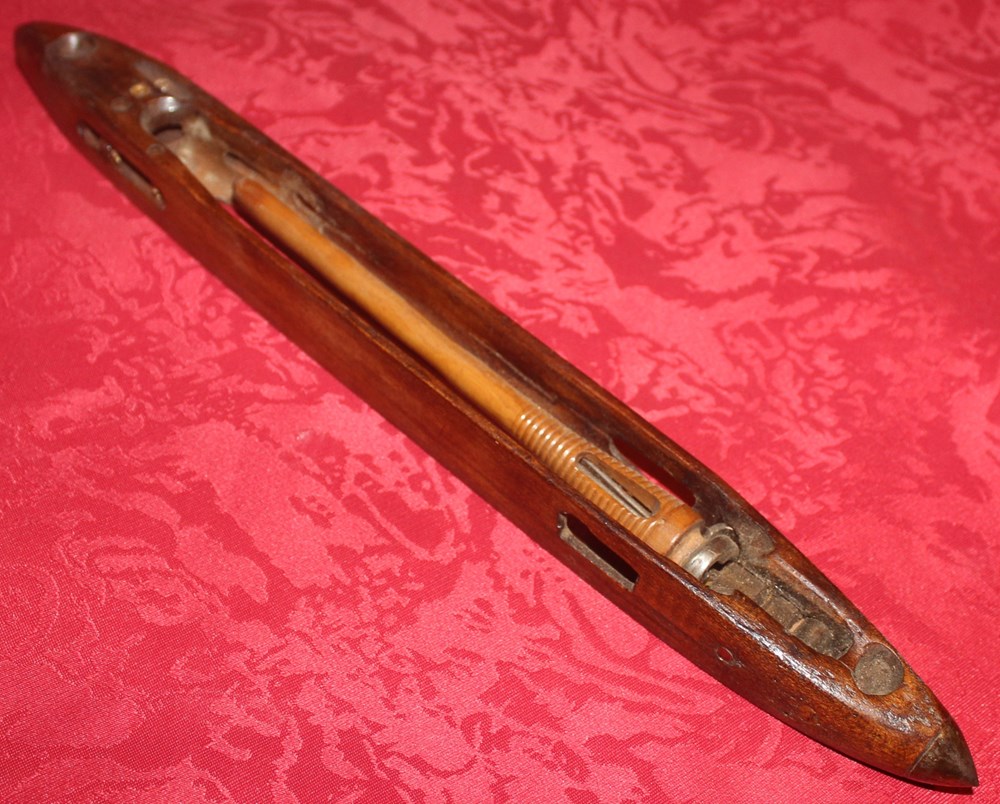 Navette de tisserand art antiquites populaire navette de tisserand