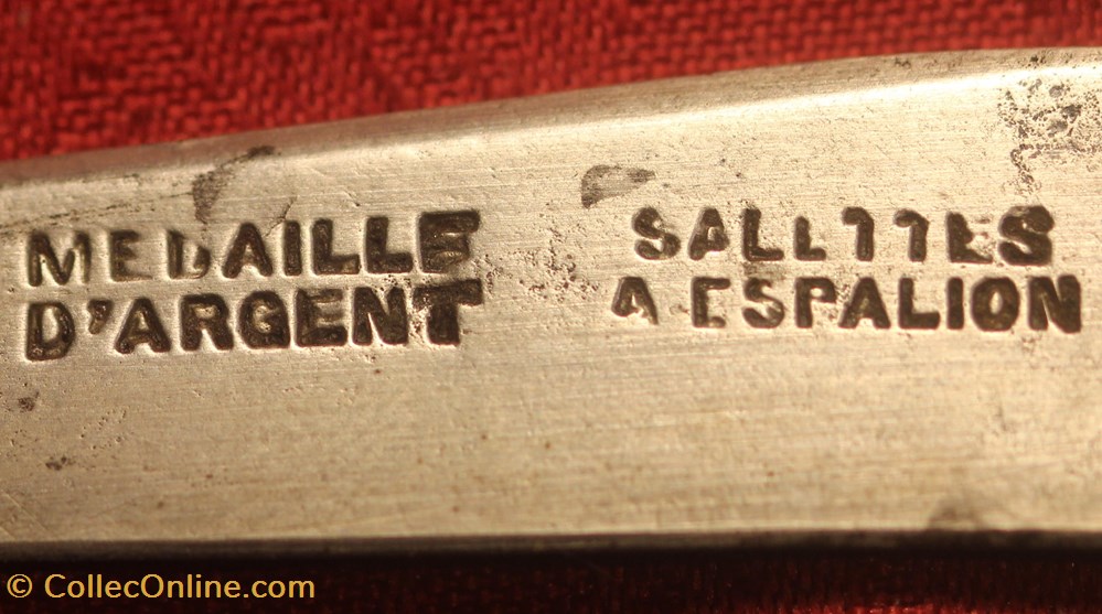 Laguiole - Salettes à Espalion 4 couteaux regionaux laguiole salettes a espalion