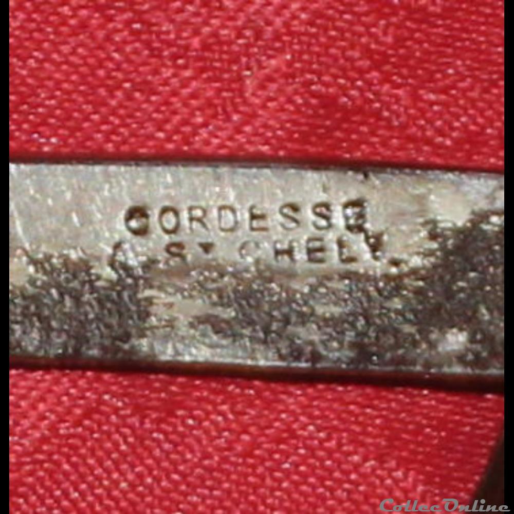 Cordesse à St Chély d'Apcher parfum beaute rasoir cordesse a st chely apcher