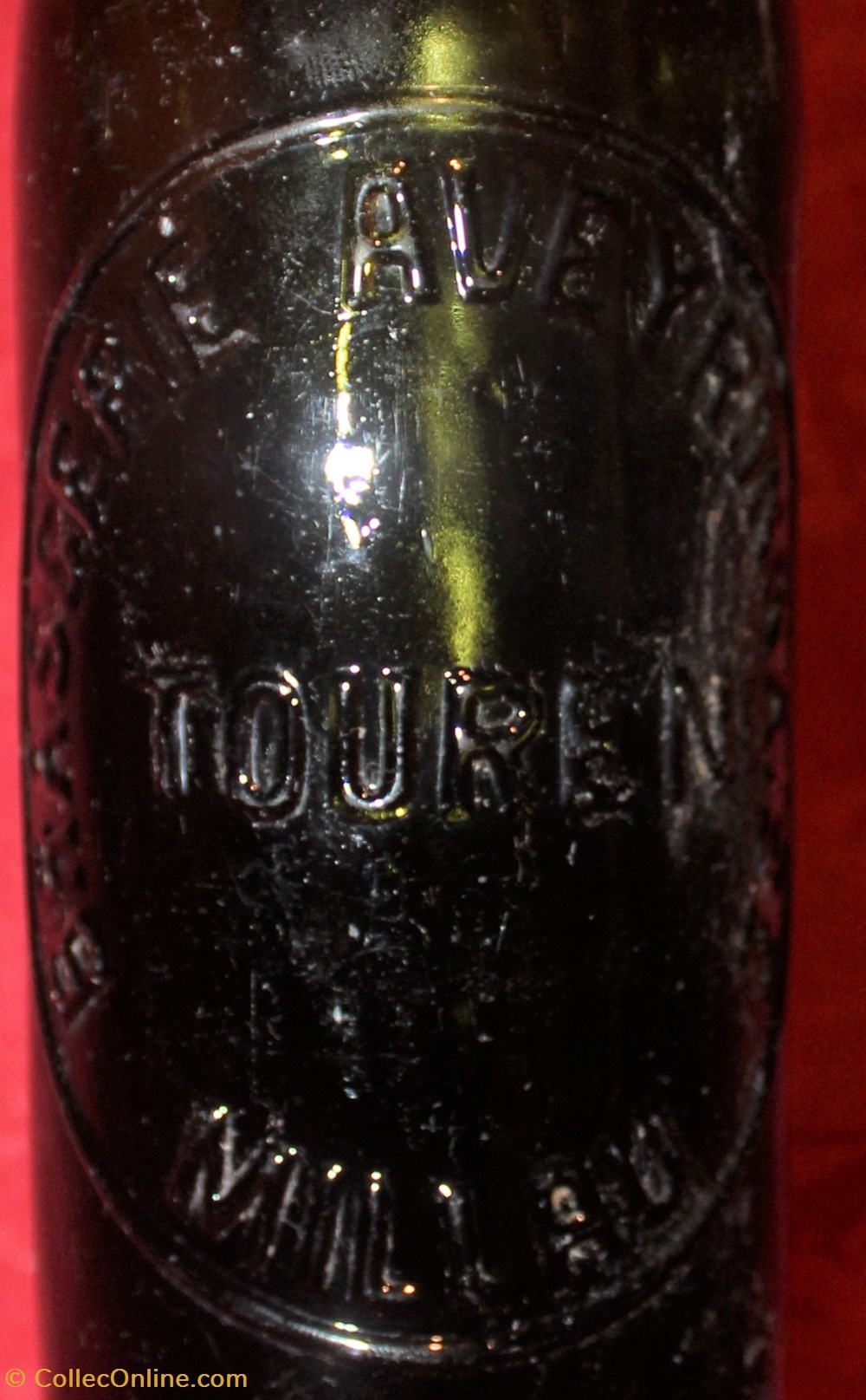 Brasserie Touren Millau art de table argenterie bistrot alimentation bouteilles brasserie touren millau
