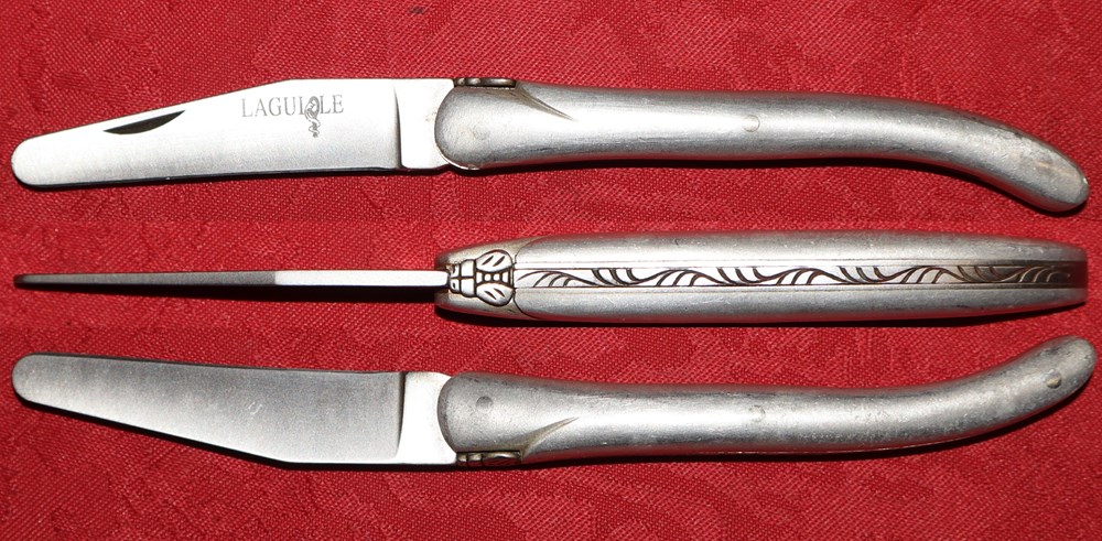 couteaux regionaux laguiole caducee