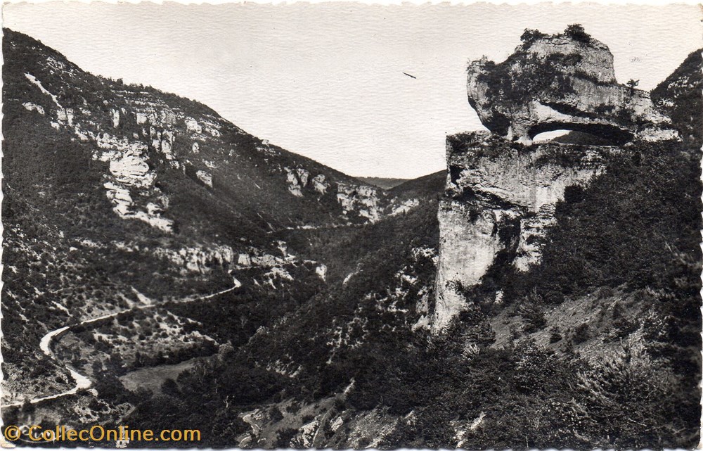 cartes postales europe france c36 le sabot et route