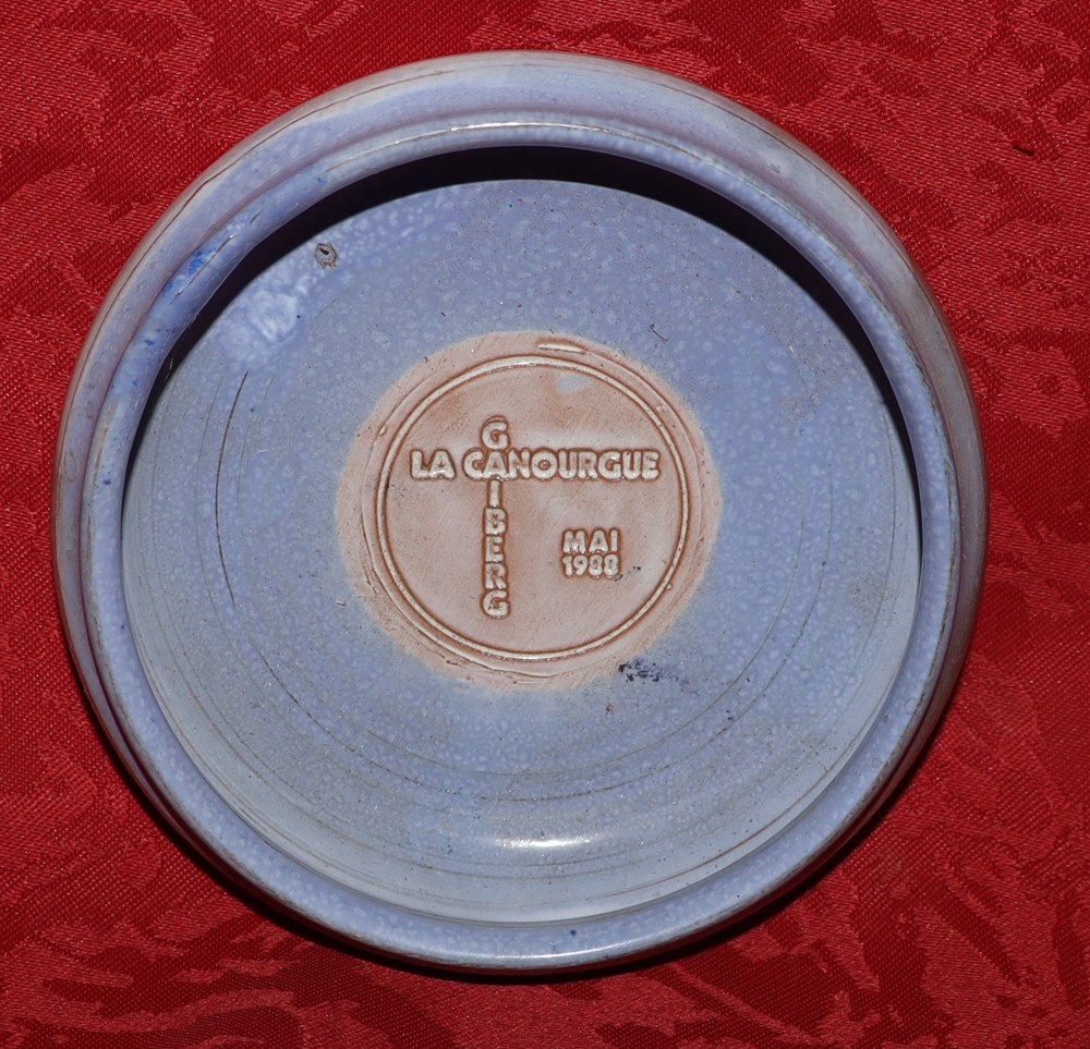 divers objets souvenirs coupelle jumelage la canourgue gaiberg