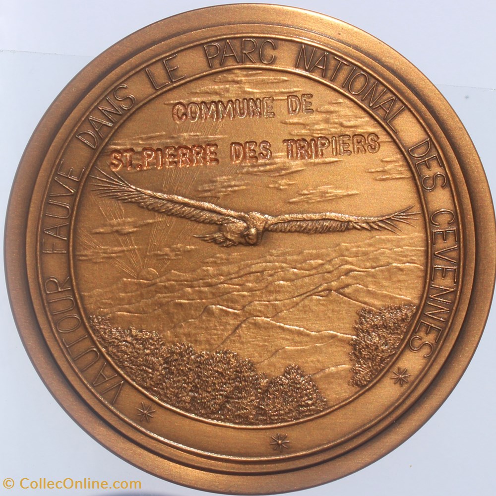 1986 - Vautour, St Pierre des Tripiers 3 medailles france 1986 vautour st pierre des tripiers