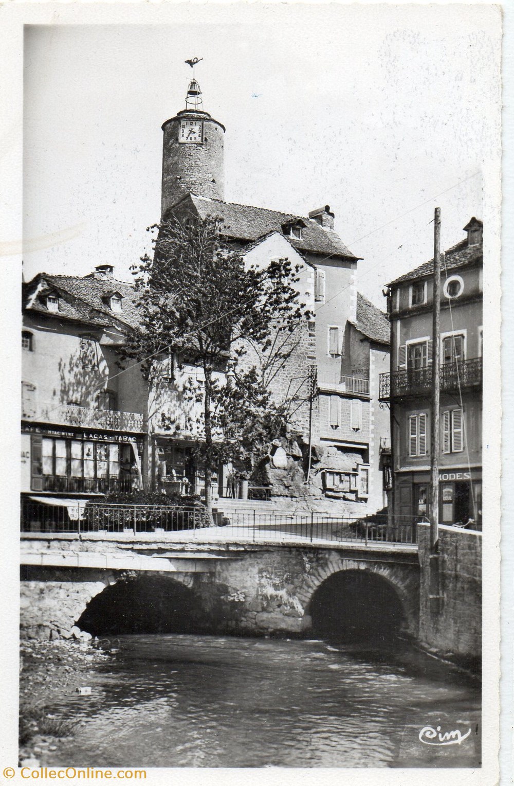 cartes postales europe france c36 07 la tour et le vieux pont