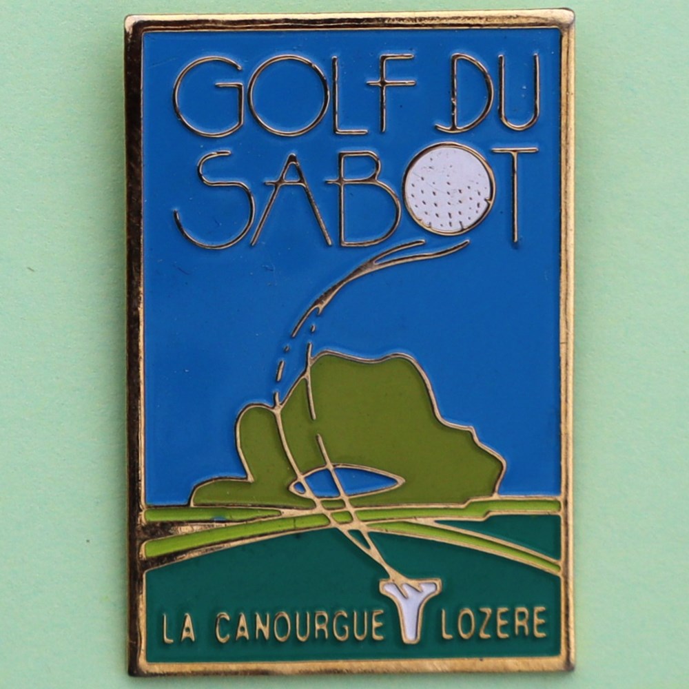 Pin's Golf du Sabot divers badges pin s golf du sabot