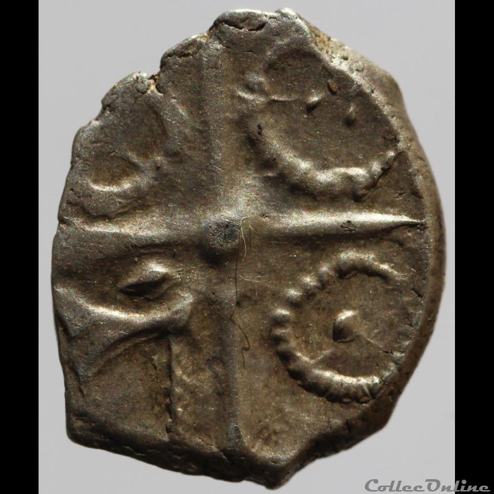 CL série 8.3 - Drachme Goutrens au torque monnaie antique gauloise cl serie 8 3 drachme goutrens au torque