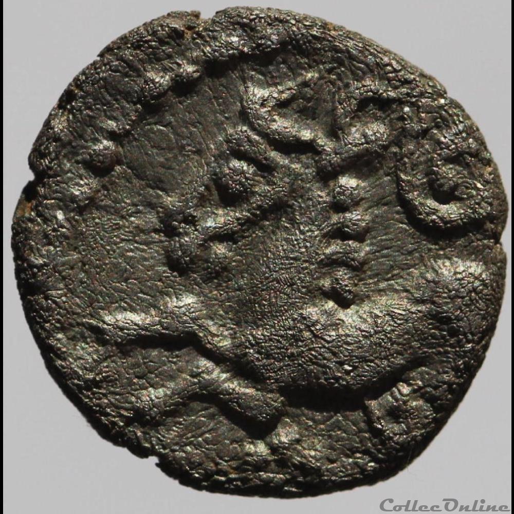 Manque au DT - Obole tête casquée, type 1 monnaie antique gauloise manque au dt obole tete casquee type 1