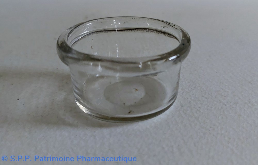 science coupelle de pharmacie en verre hauteur 2 5 cm