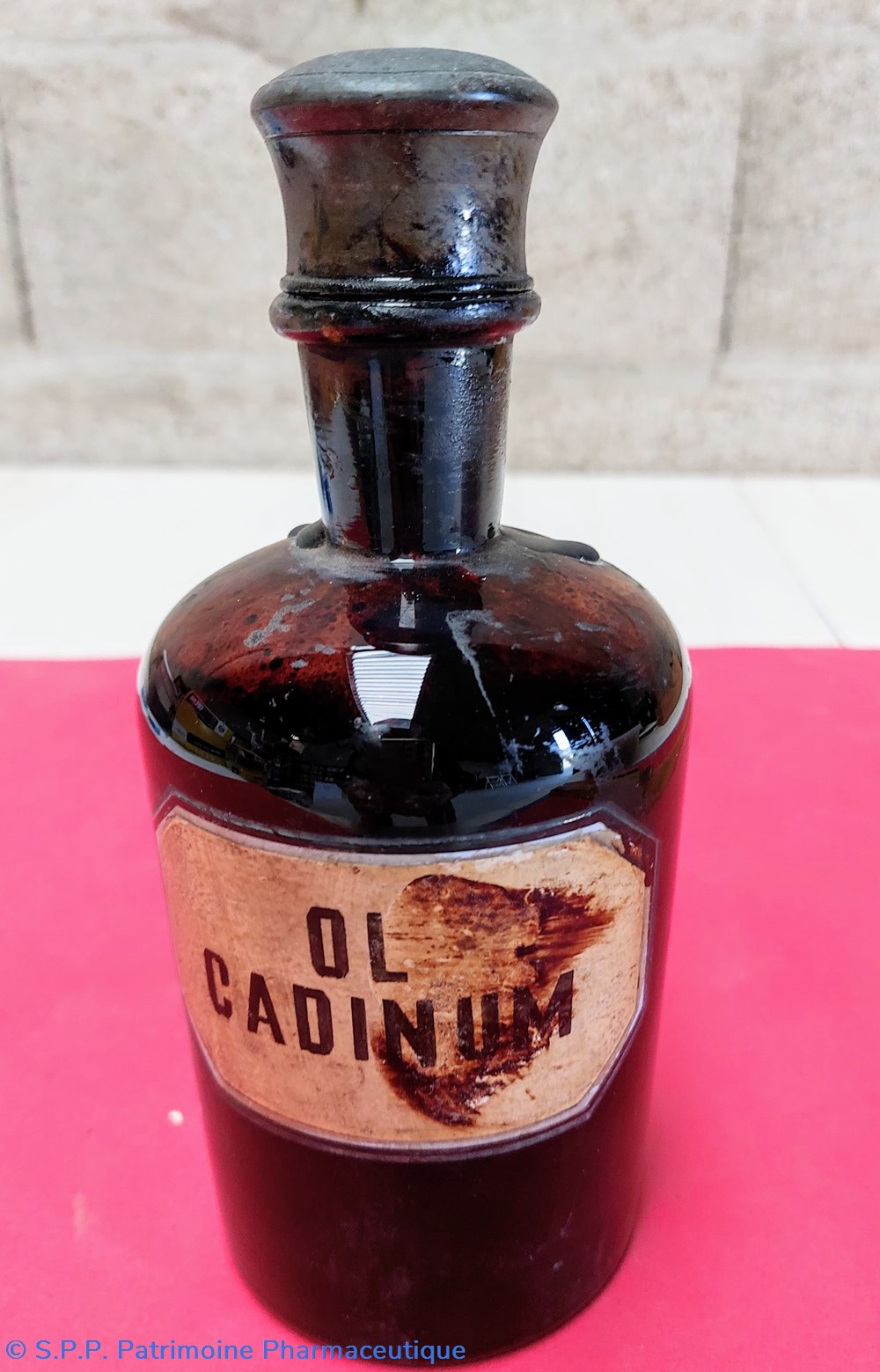 OL CADINUM - Bouteille en verre science pharmacie ol cadinum bouteille en verre
