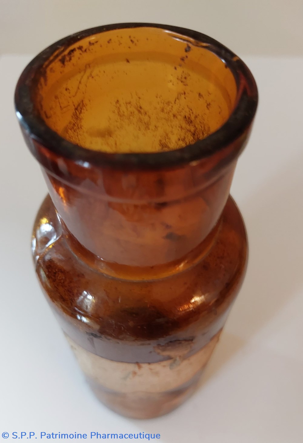 Flacon cylindrique vide verre ambré 3 science pharmacie flacon cylindrique vide verre ambre