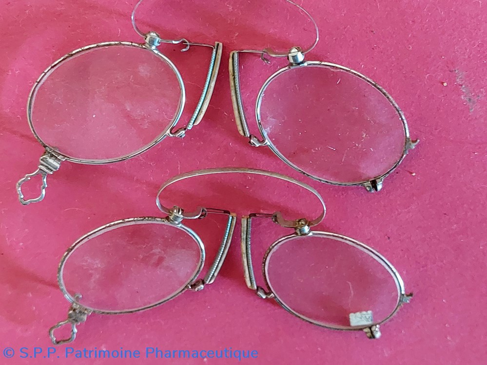 science pharmacie pince nez ressort arrondi