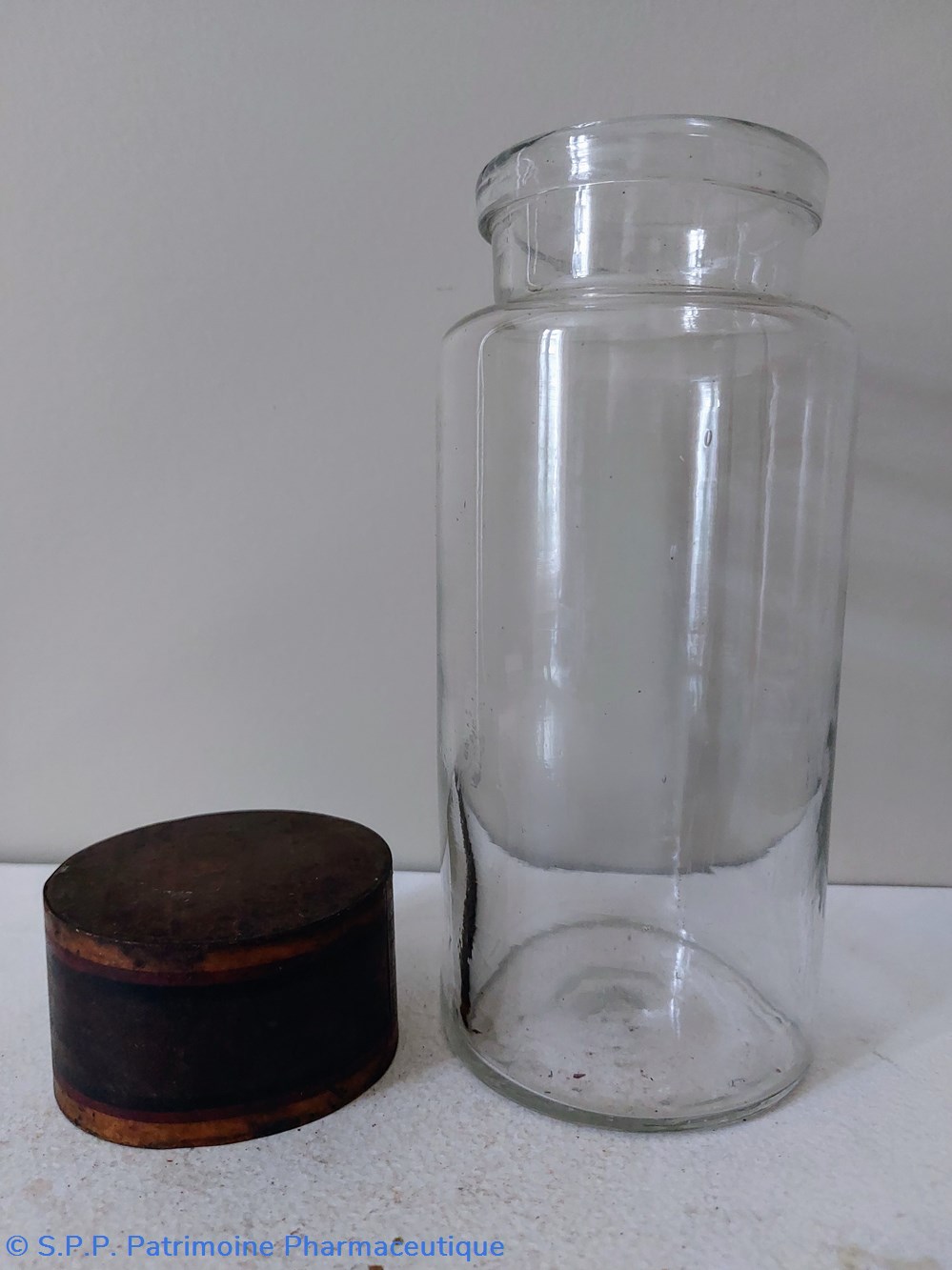 science 20 pot de pharmacie en verre blanc