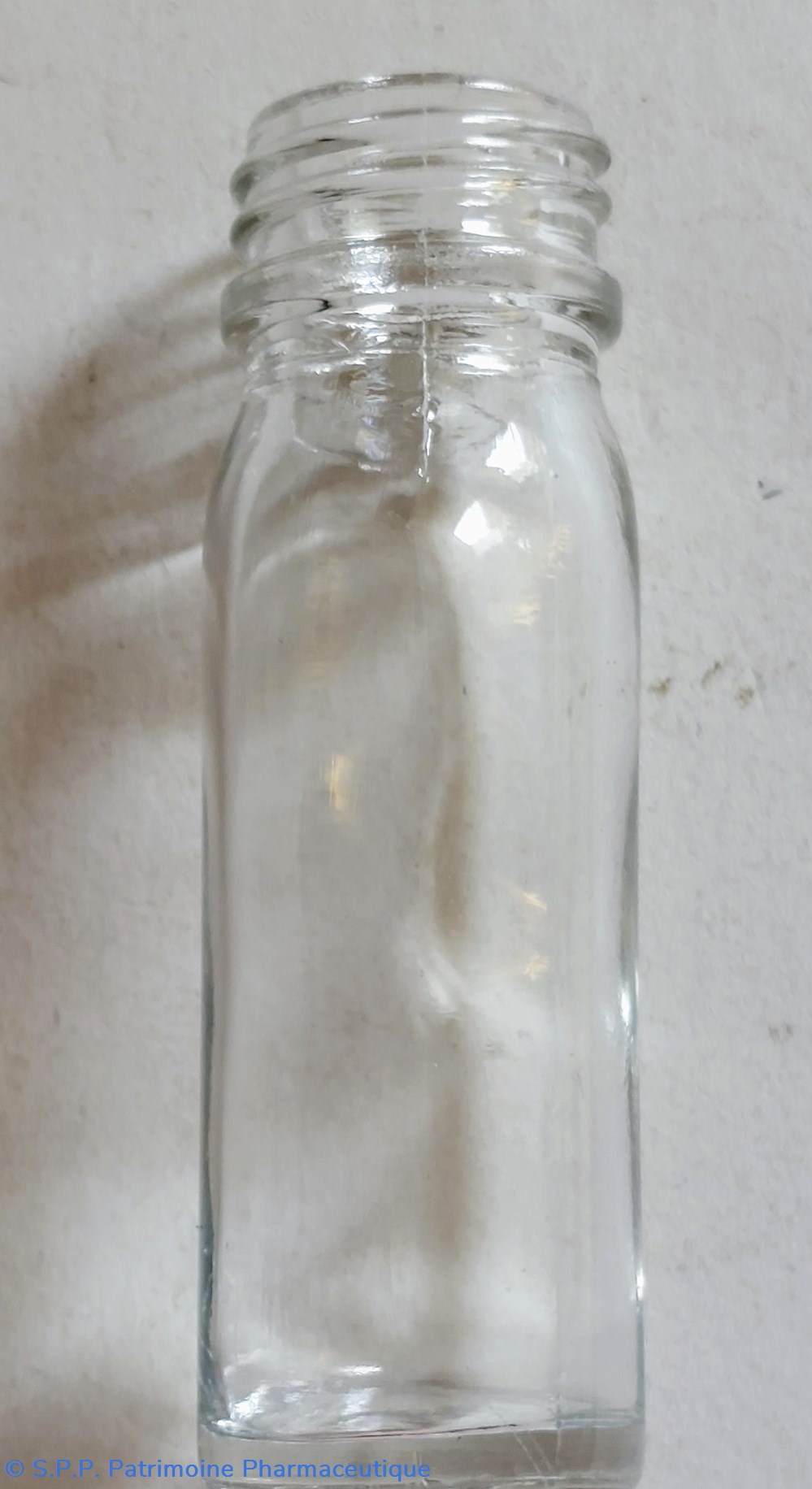 science pharmacie 6 petit flacon cylindrique en verre