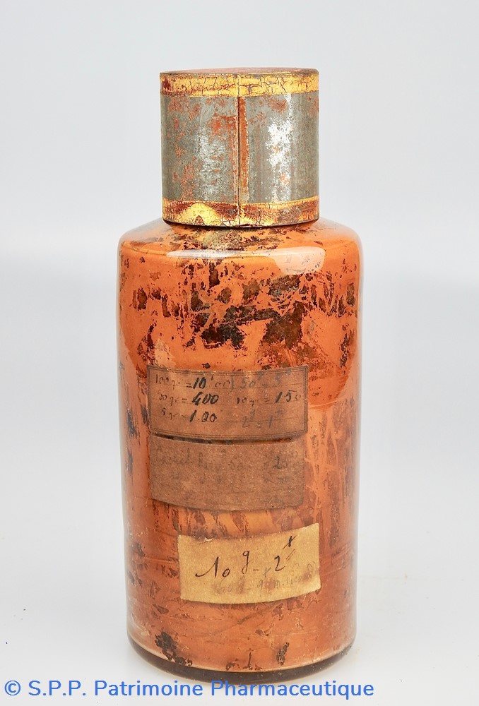 Flacon en verre petit modèle Pharmacie RAVASSE 5 science flacon en verre petit modele pharmacie ravasse