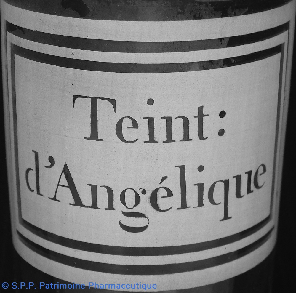 science pharmacie flacon en verre petit modele etiquette blanche pharmaxie ravasse