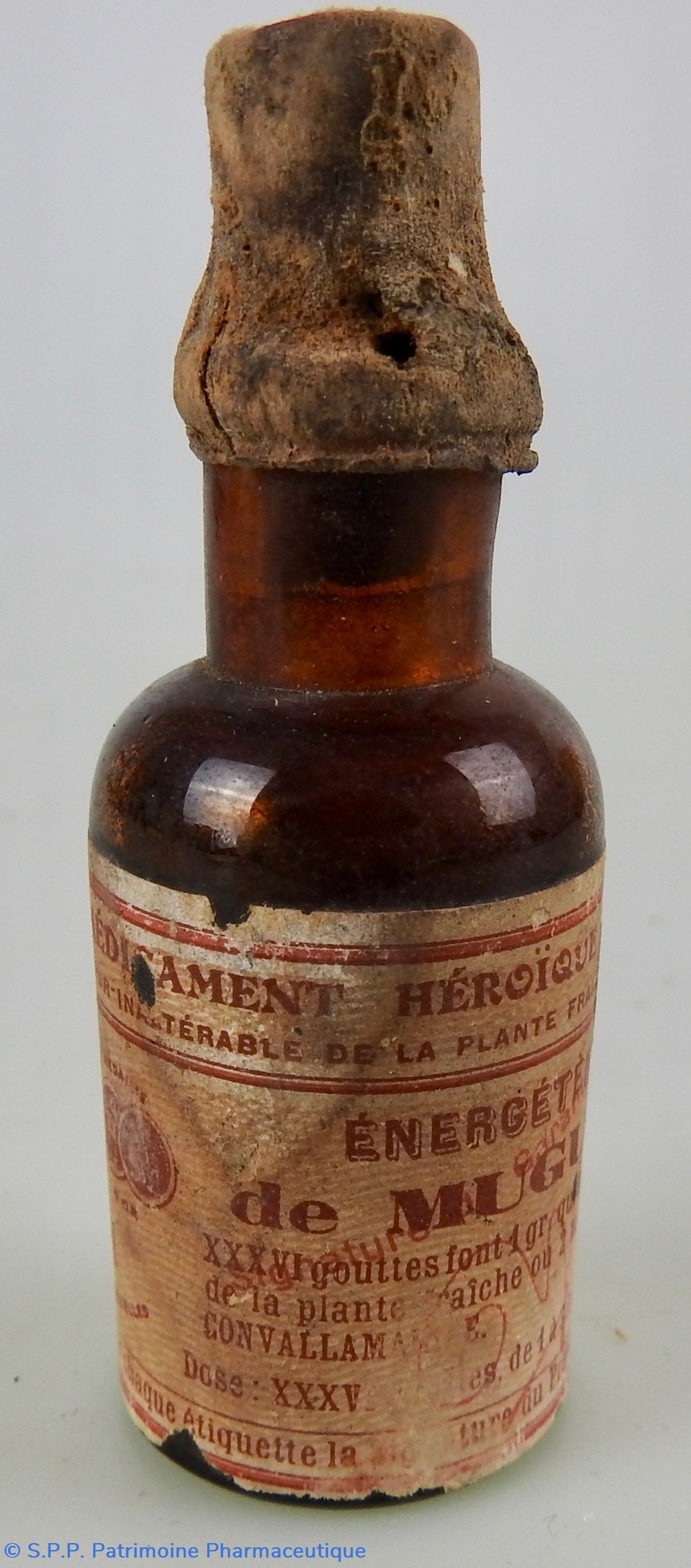 MÉDICAMENT HÉROÏQUE - Energetene de muguet - lot de 2 flacons 2 science pharmacie medicament heroique energetene de muguet lot de 2 flacons