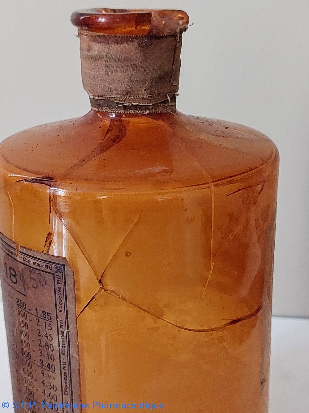Flacon verre ambré "Aqua Chloroform :" 4 science pharmacie flacon verre ambre aqua chloroform
