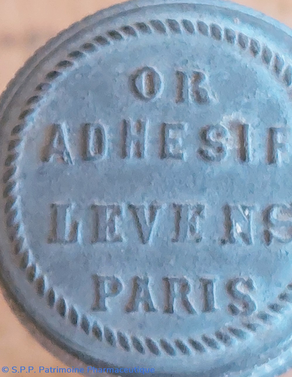 science pharmacie plombs or adhesif levens paris