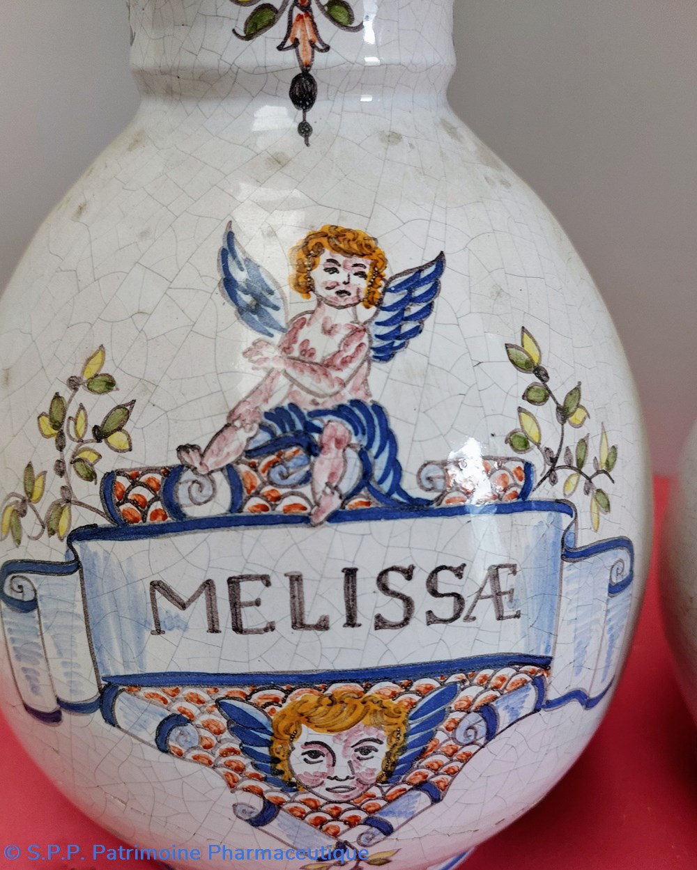 science pharmacie paire de pots melissae decor angelots