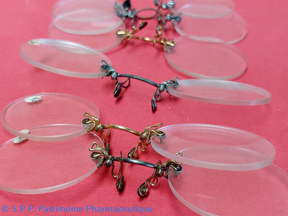 Pince - nez / Montures un ou deux verres d'essais 6 science pharmacie pince nez montures un ou deux verres essais