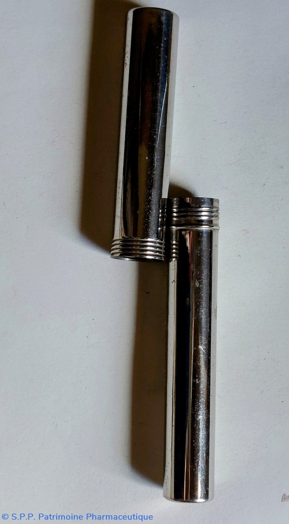 science pharmacie etui metal inox long 18 cm