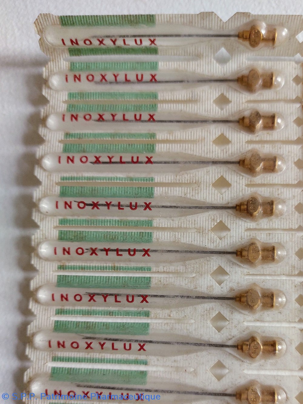 Aiguilles INOXYLUX 50 - 9 science pharmacie aiguilles inoxylux 50 9
