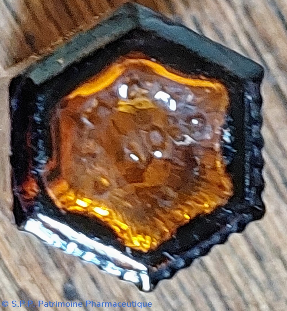 science pharmacie 6 petit flacon hexagonal en verre ambre