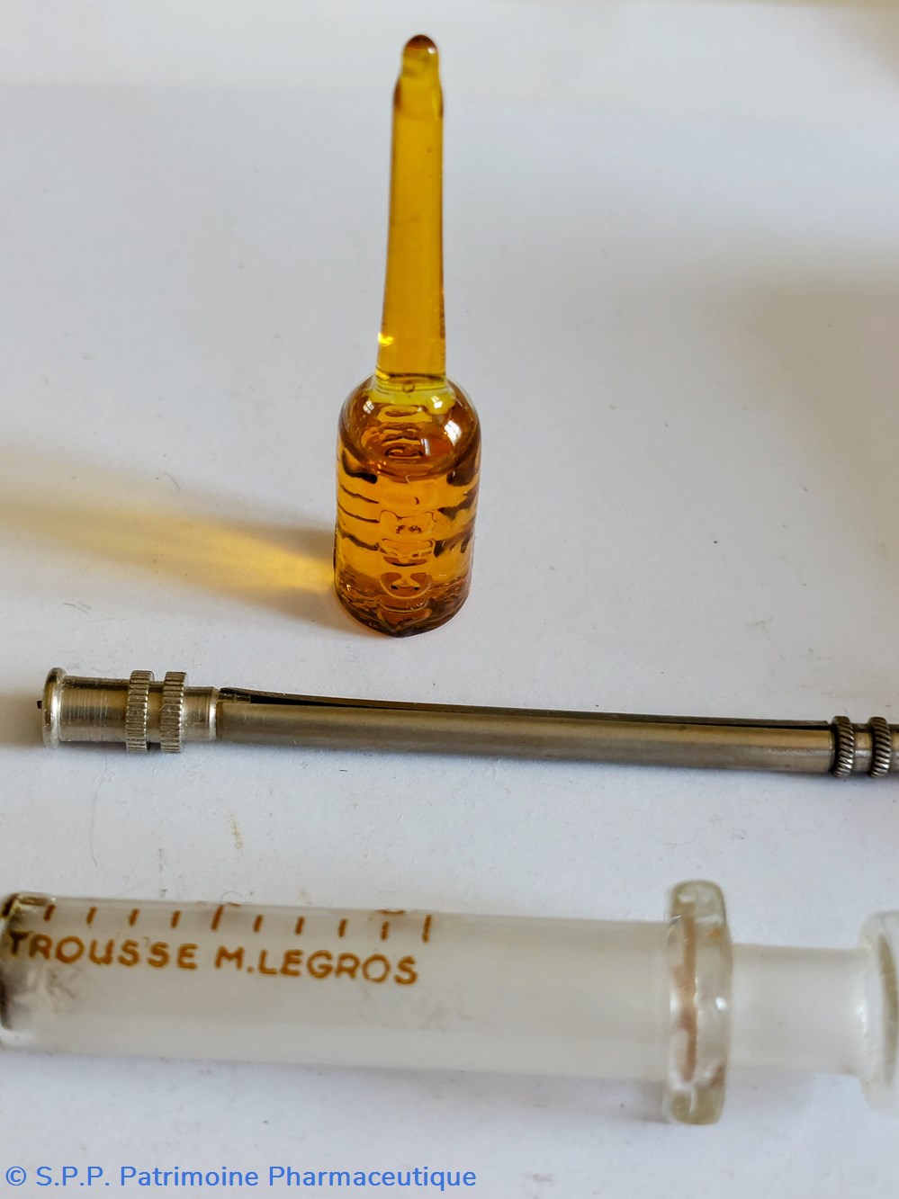 science trousse michel legros ampoules