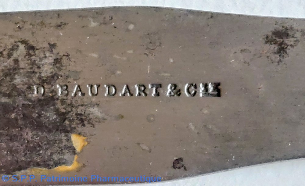 science pharmacie spatules de laboratoire pharmaceutique