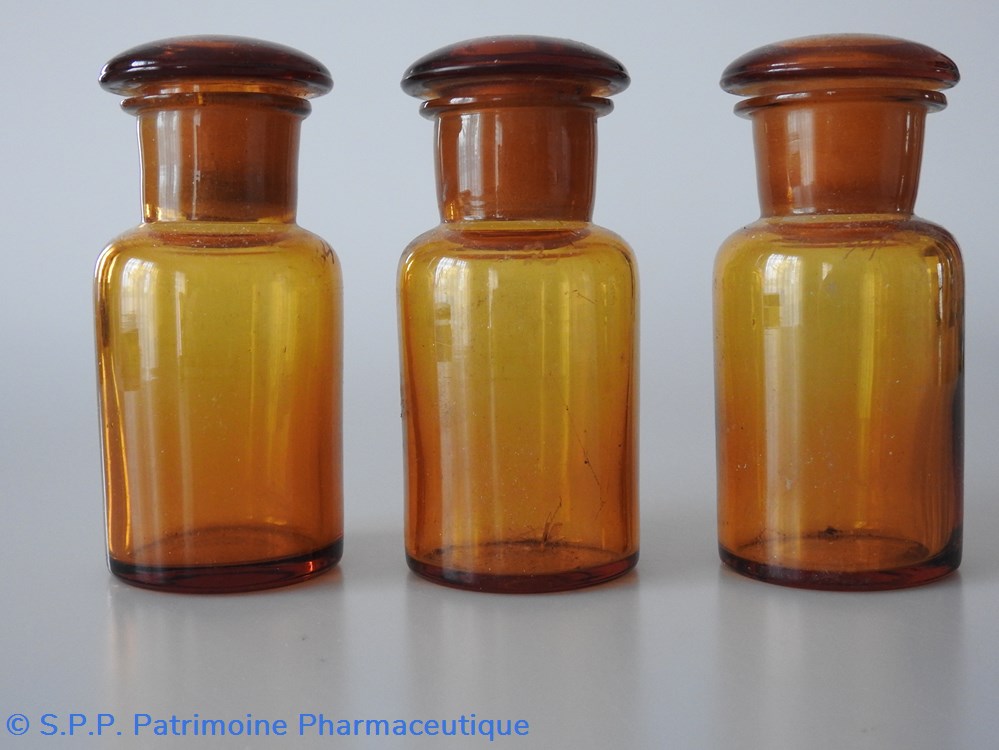 science flacons de pharmacie en verre ambre petit modele sans etiquette