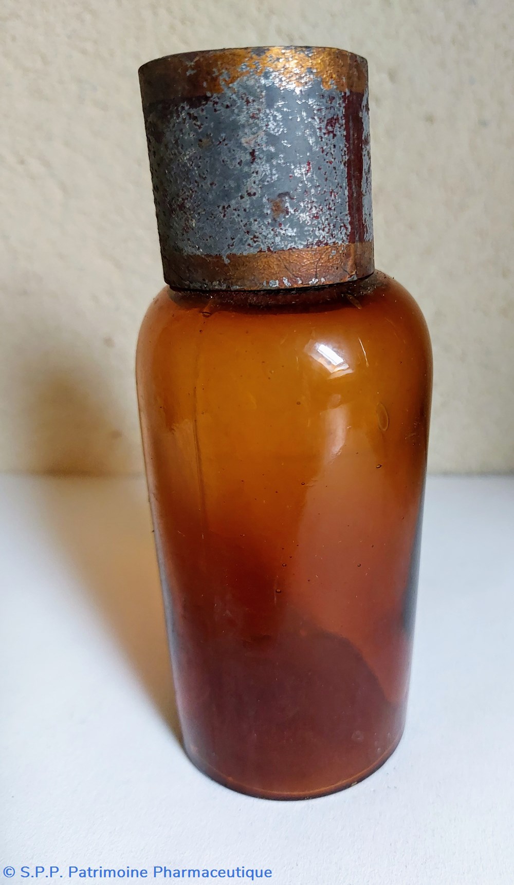 science pharmacie bouteille en verre ambre hauteur 14 cm
