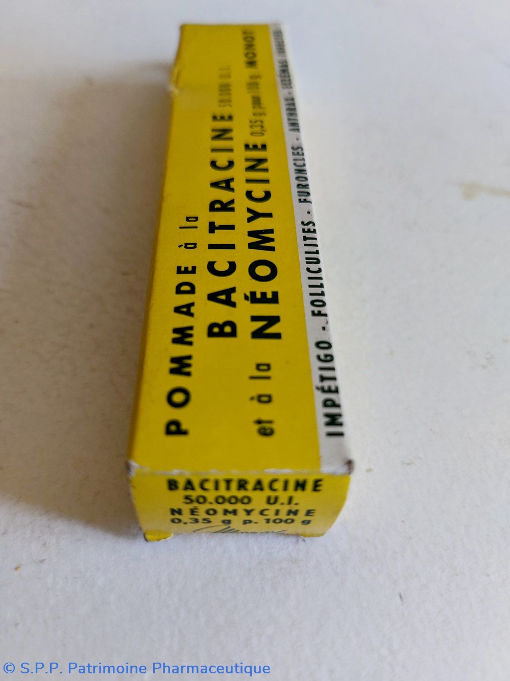 BACITRACINE et NEOMYCINE ( Pommade) 5 science bacitracine et neomycine pommade