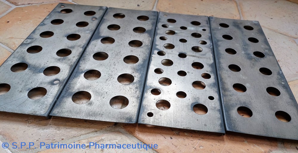science pharmacie cachets grilles metal alveolees 27 9 5 cm