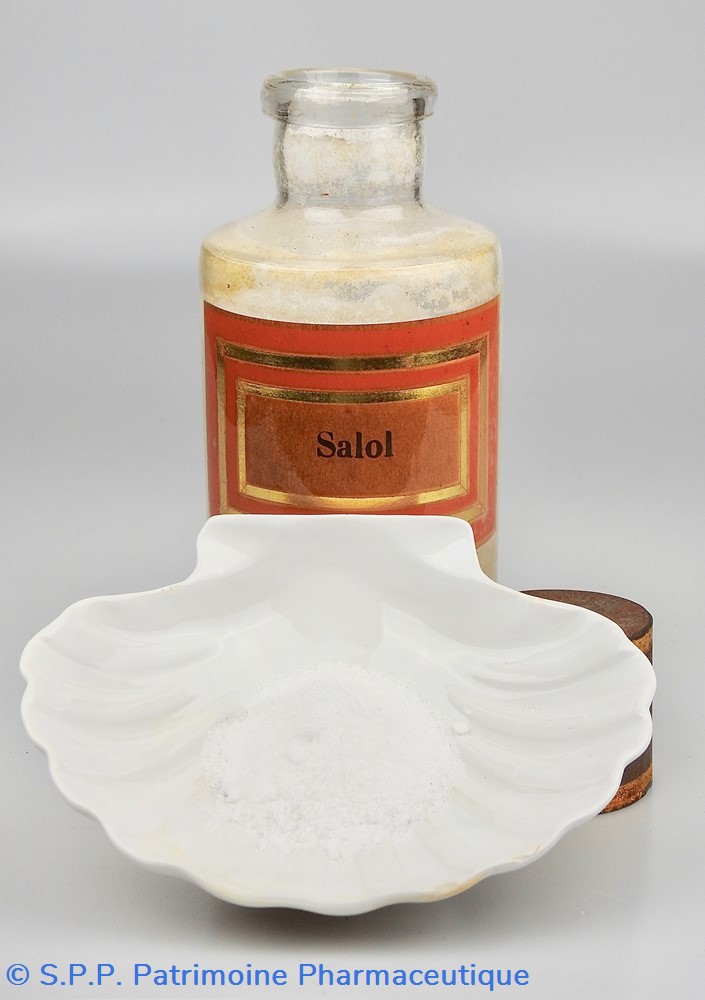 Flacon en verre petit modèle Pharmacie RAVASSE 5 science flacon en verre petit modele pharmacie ravasse