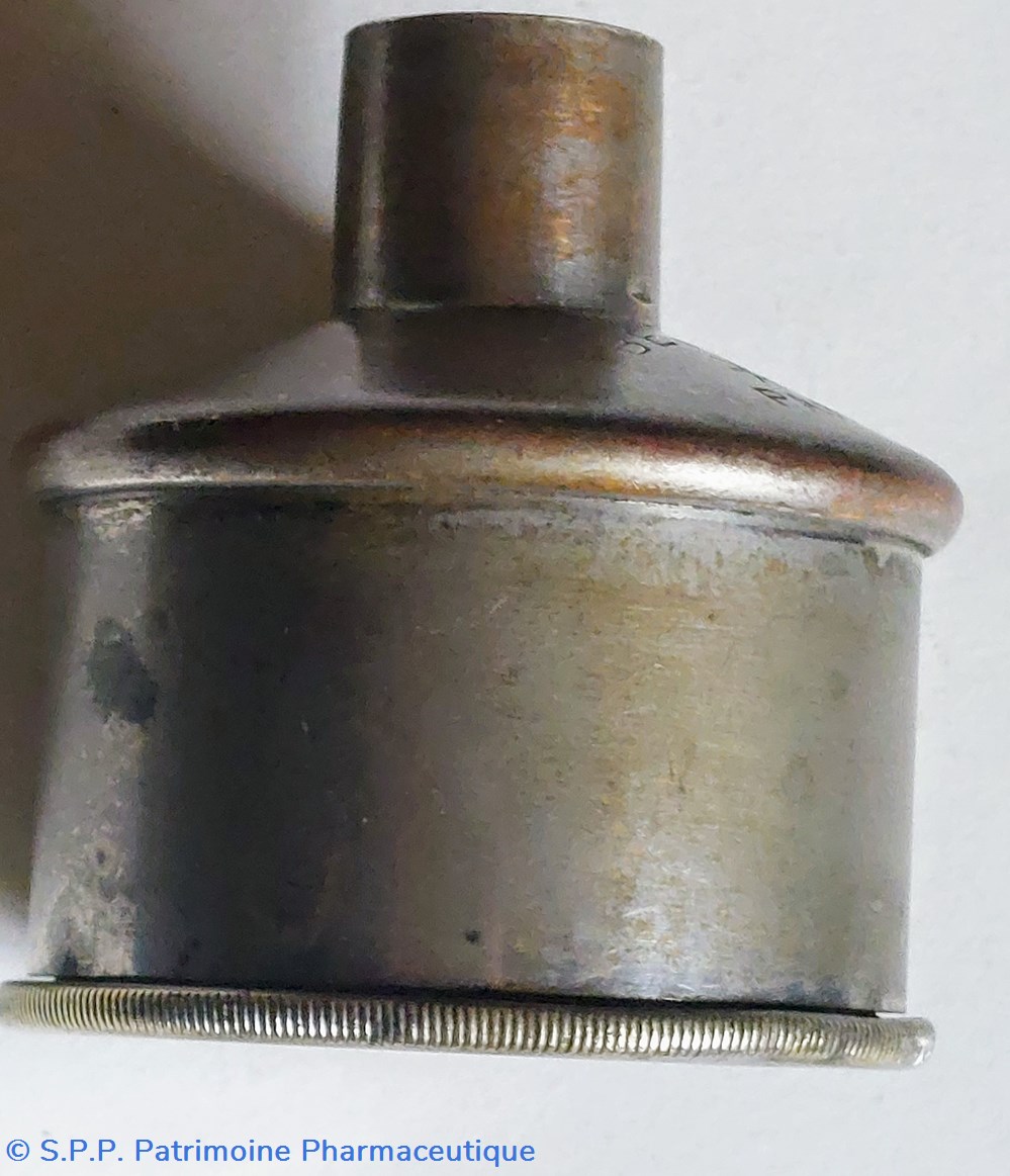 Matériel métallique BEBIEN paris 4 science pharmacie materiel metallique bebien paris