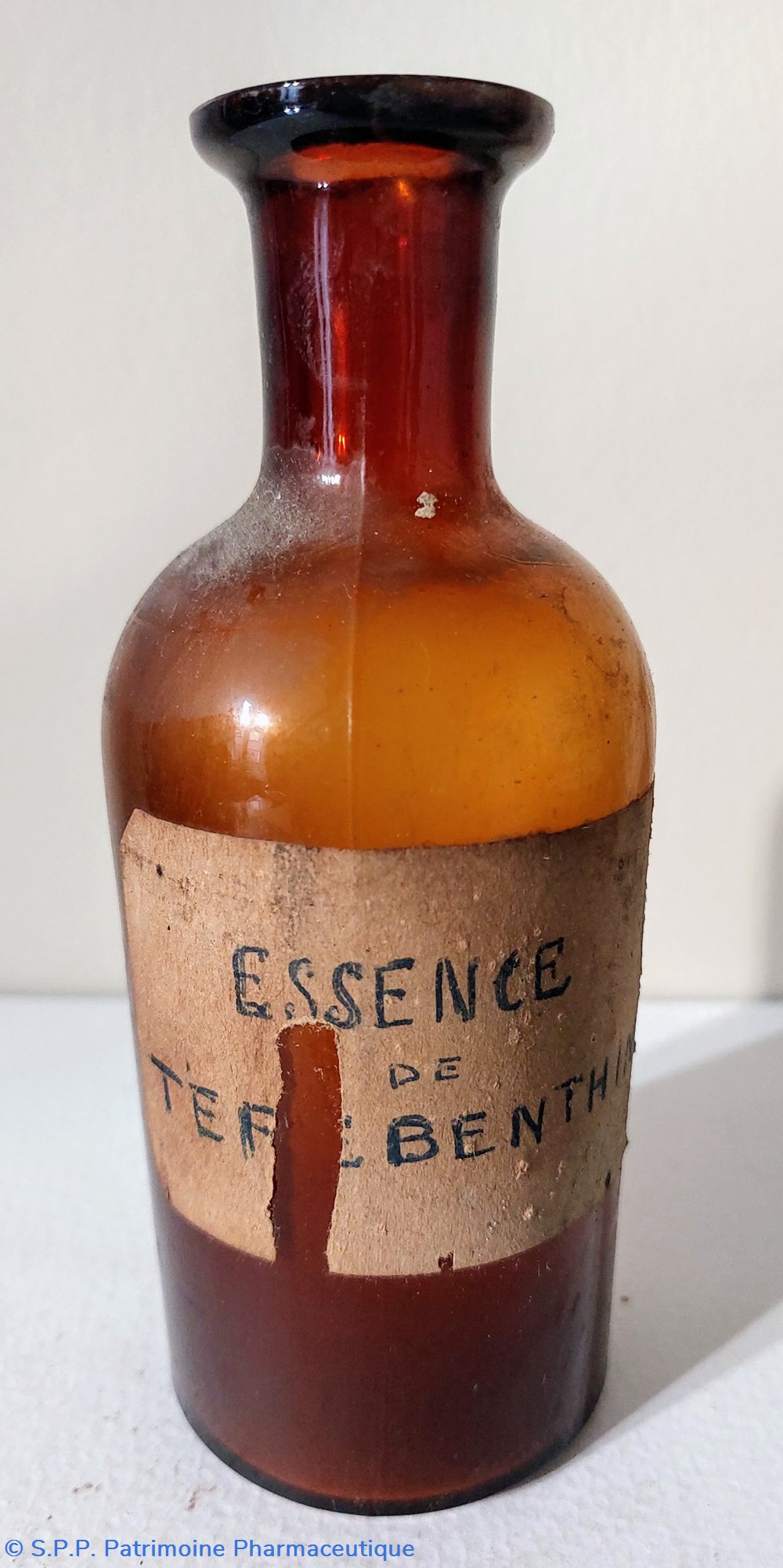 science pharmacie essence de terebenthine flacon verre ambre 15 cm
