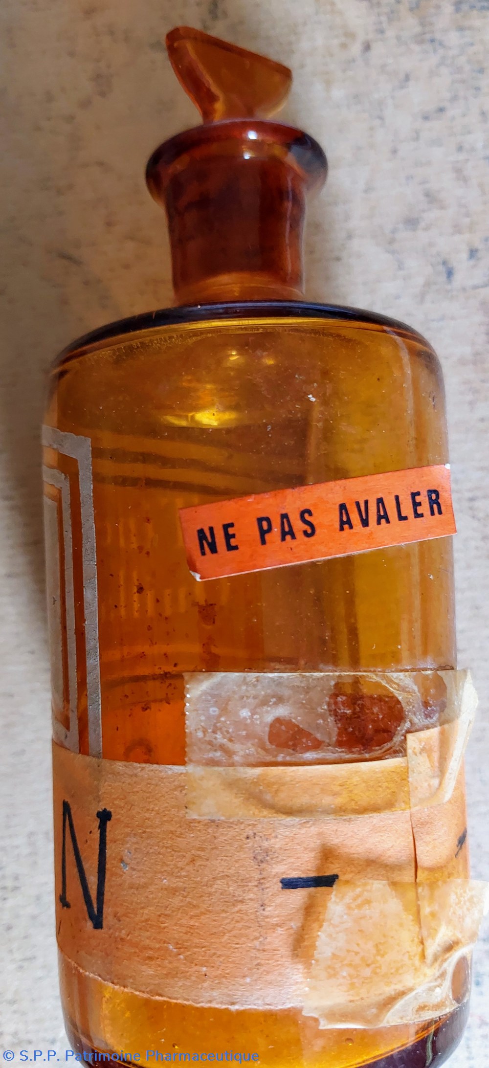Flacon de Pharmacie en verre ambré 3 science flacon de pharmacie en verre ambre