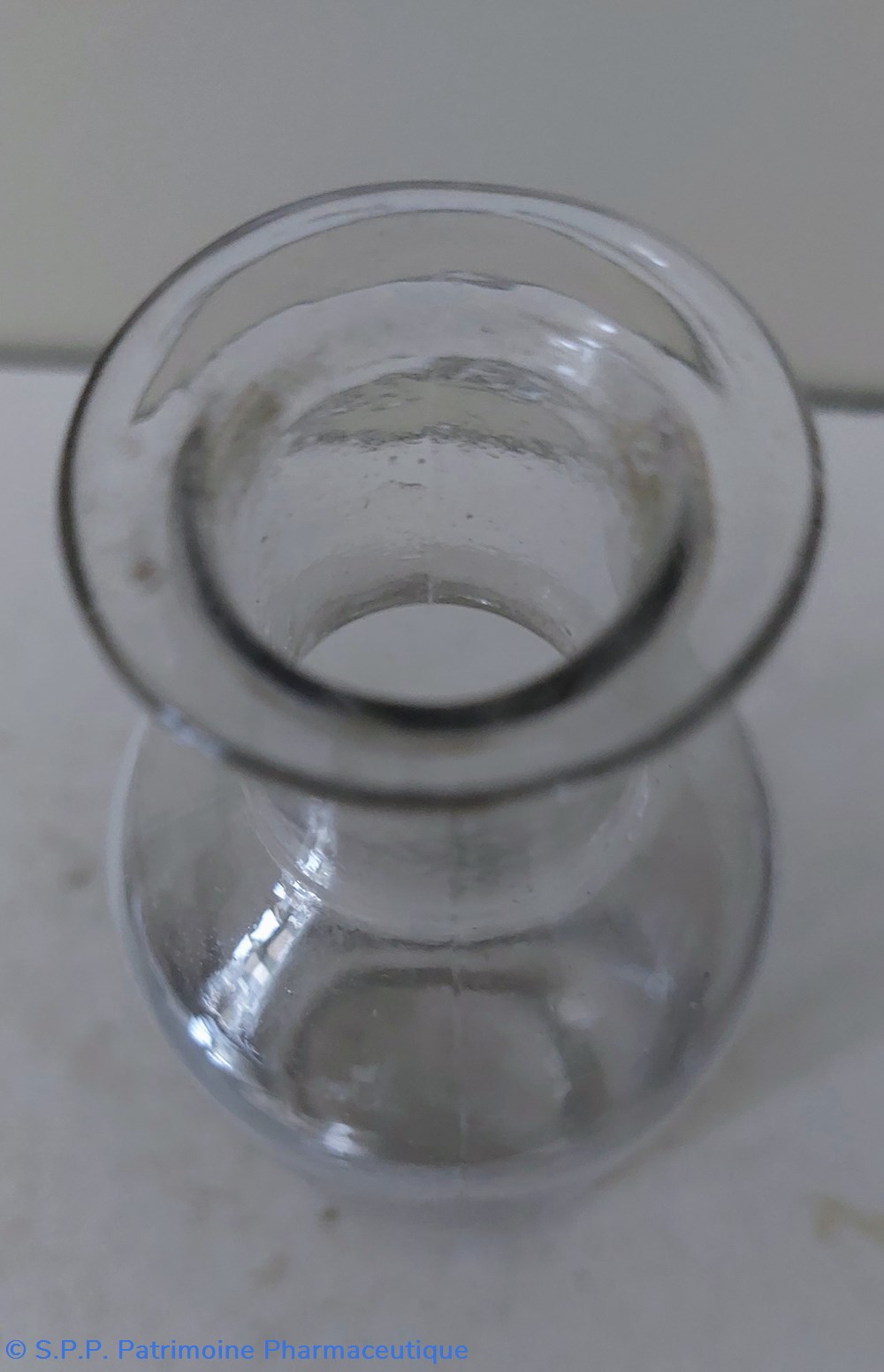 science pharmacie petite bouteille 18 cm