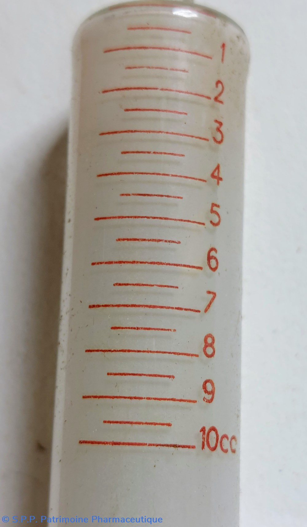 science pharmacie seringue 10 cc gomaiek paris