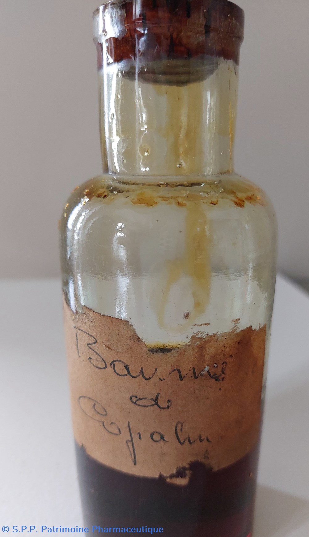 science pharmacie baume de copalme liquidembar flacon verre transparent