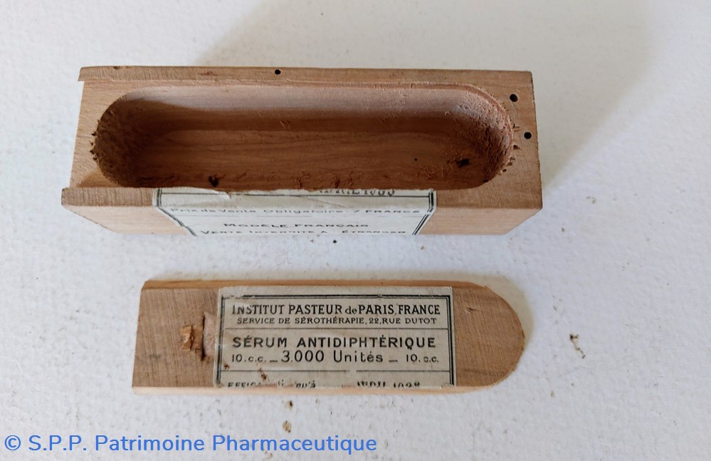 Sérum ANTIDIPHTERIQUE PASTEUR 10 Cc 3 science pharmacie serum antidiphterique pasteur 10 cc