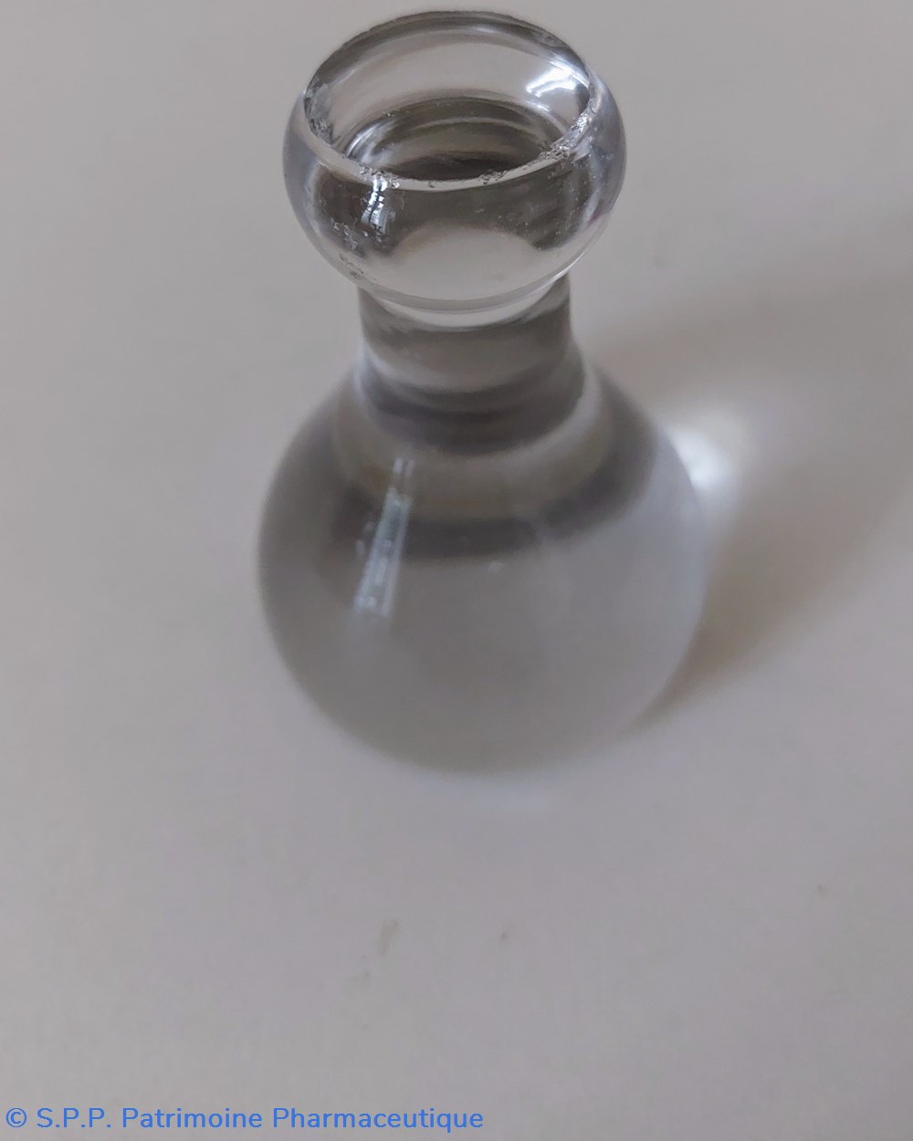 science pharmacie pilon en verre incolore hauteur 7 cm