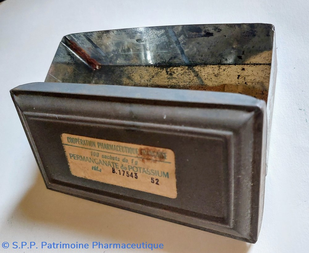 Permanganate de Potassium boîte de 100 sachets 4 science pharmacie permanganate de potassium boite de 100 sachets