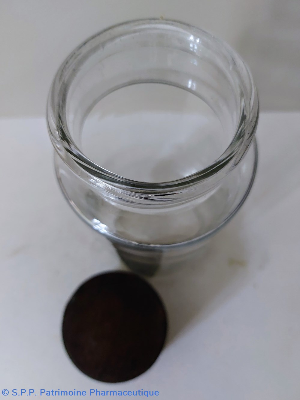 science 20 pot de pharmacie en verre blanc