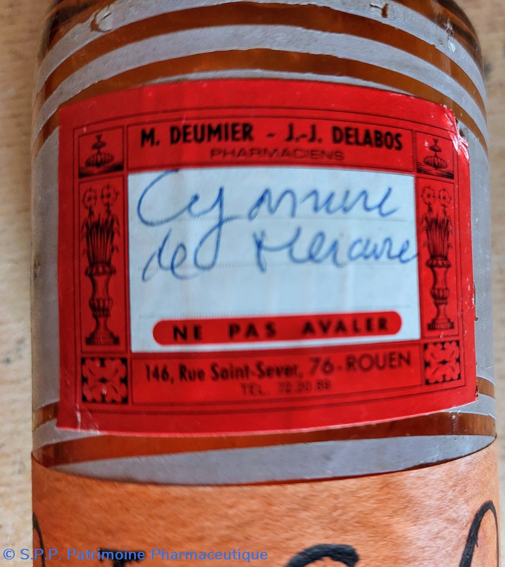 Flacon de Pharmacie en verre ambré 2 science flacon de pharmacie en verre ambre