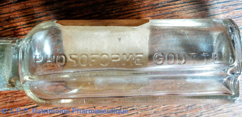 10 - Flacon de Pharmacie Phosoforme Gouttes 2 science 10 flacon de pharmacie phosoforme gouttes