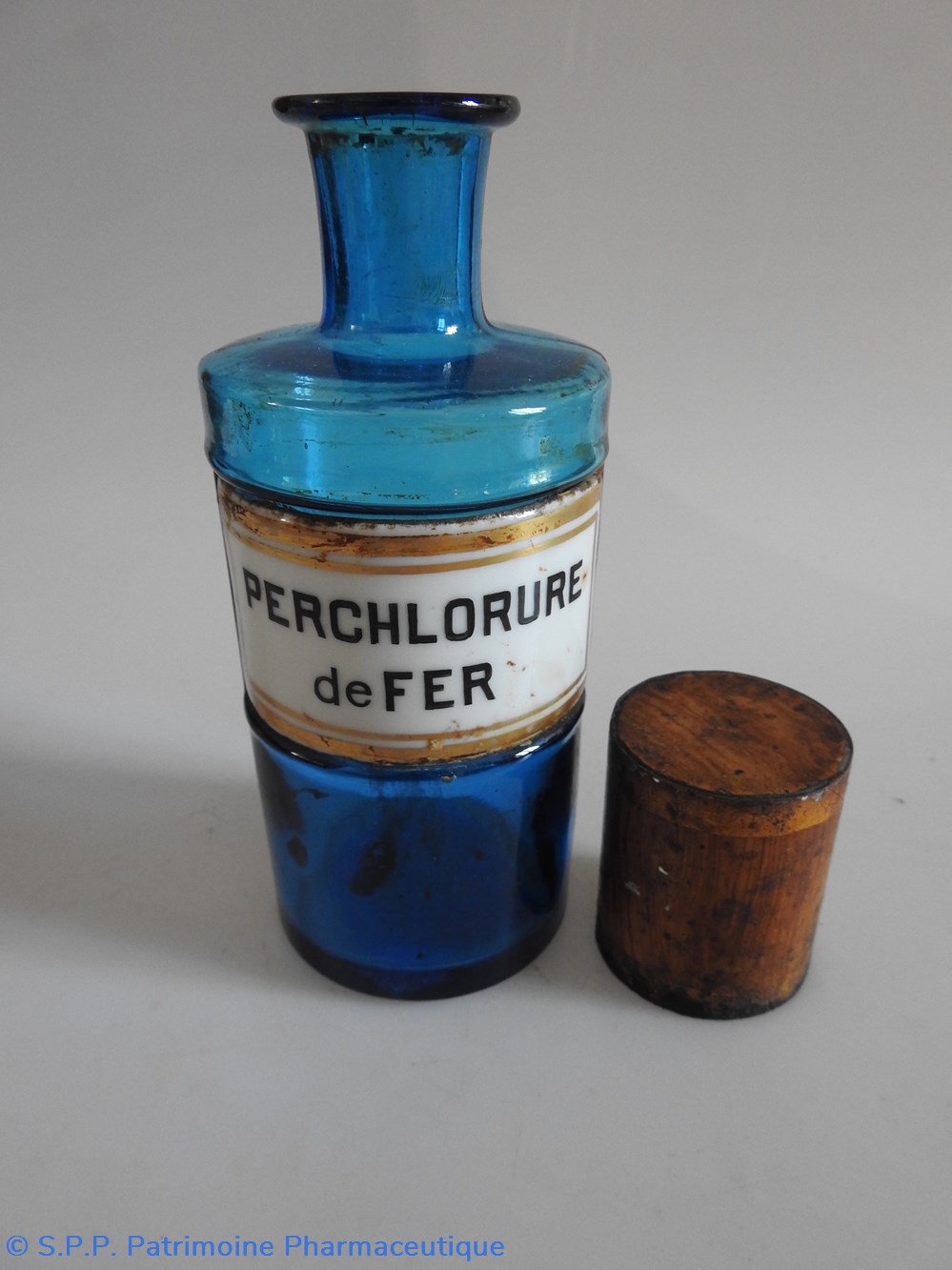 PERCHLORURE de FER flacon P.M. 4 science pharmacie perchlorure de fer flacon p m
