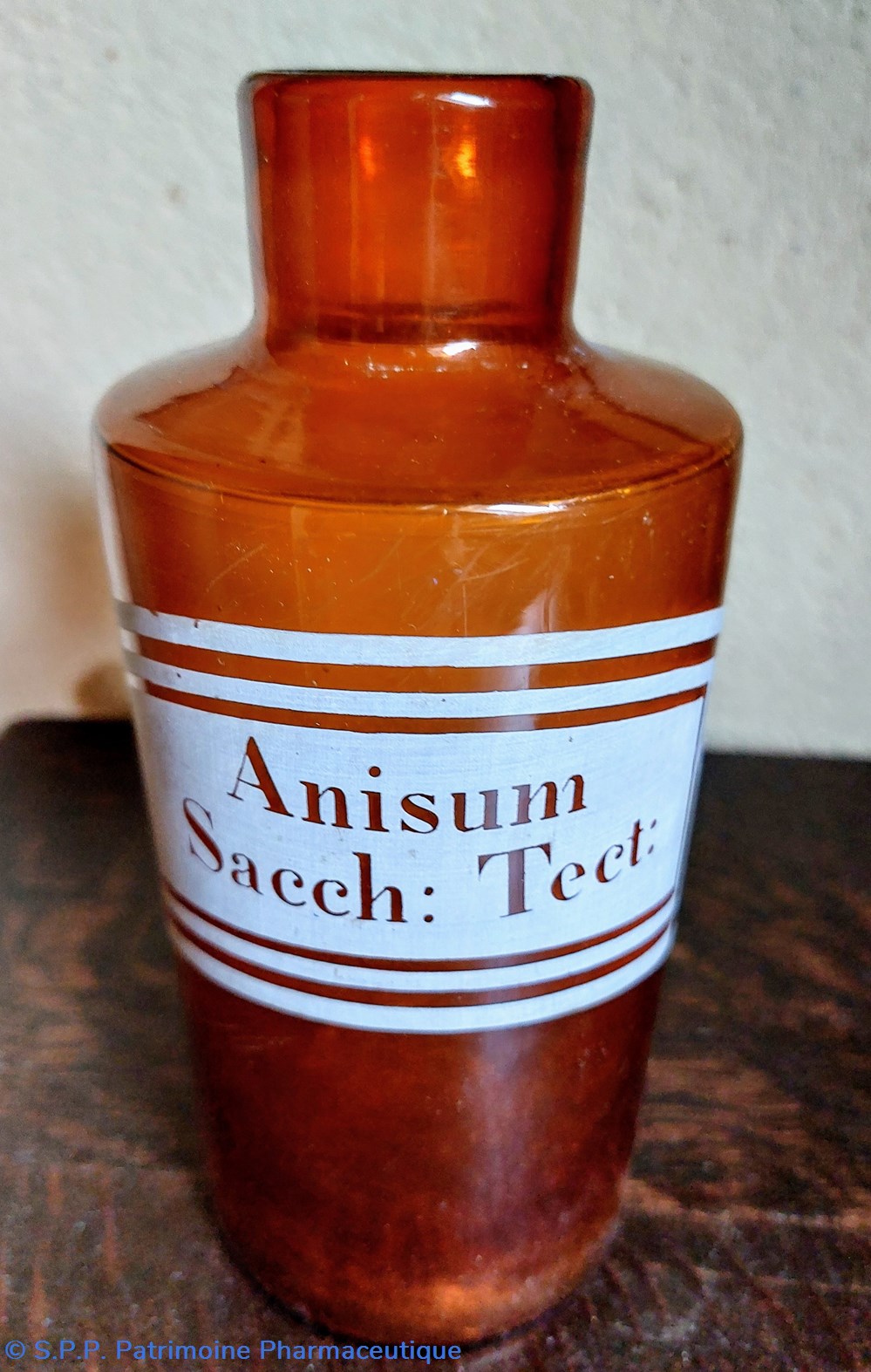 SN - Anisum Sacch : Tect: bouteille verre ambré science pharmacie sn anisum sacch tect bouteille verre ambre